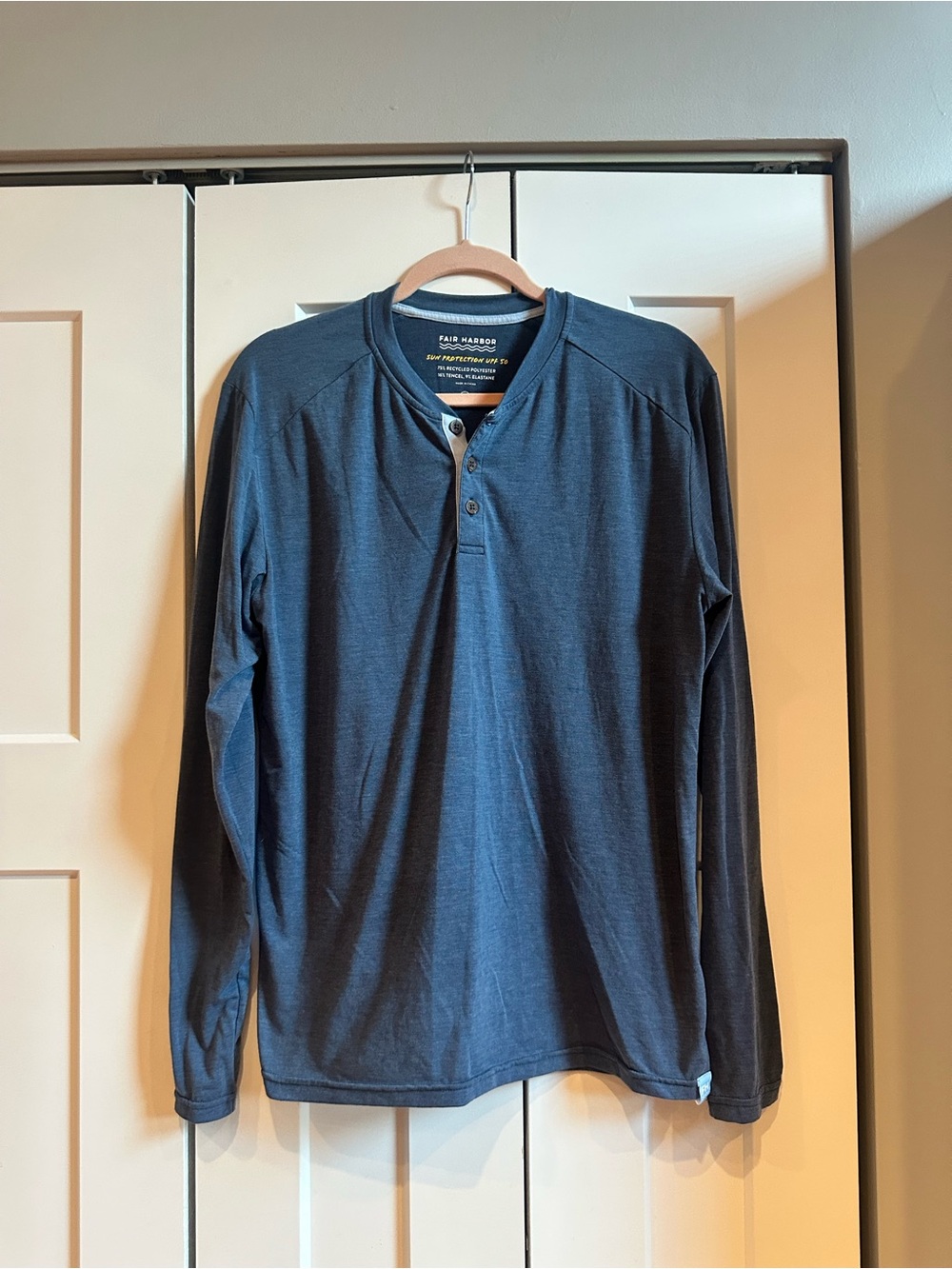 Fair Harbor Men's Long-Sleeve Henley Shirt - Blue